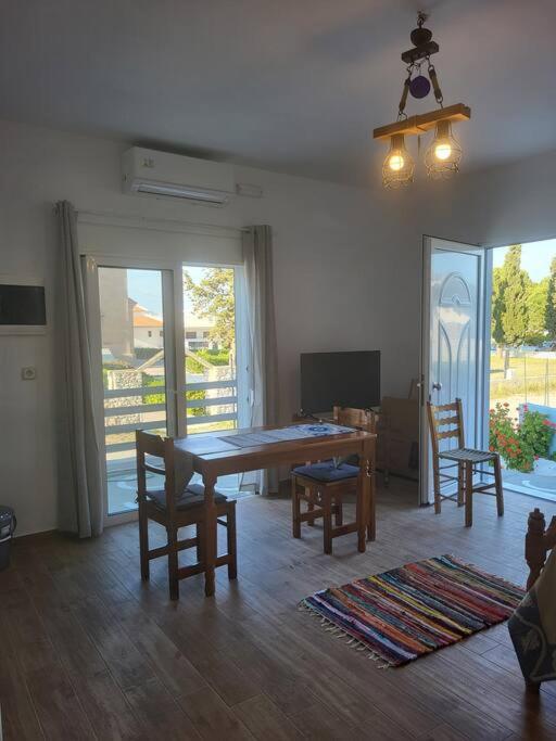 Greek Memories Boutique Studio فاليراكي المظهر الخارجي الصورة